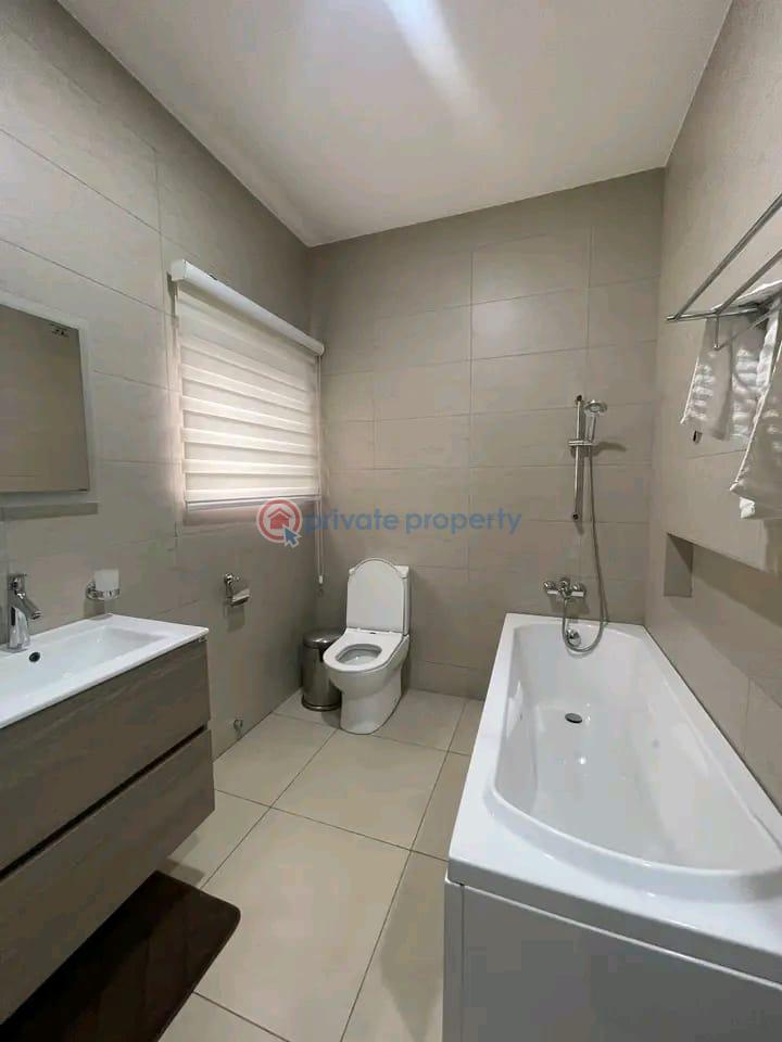 3 bedroom Townhouse For Rent Labone Labadi-Aborm Accra - 4