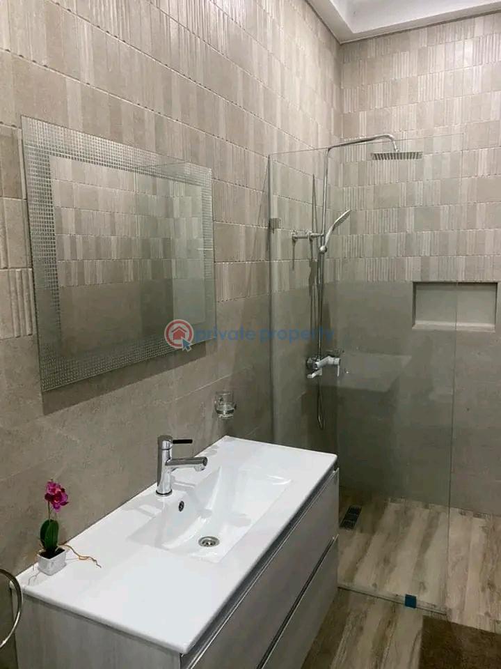 4 bedroom Townhouse Short let East Legon Accra - 6