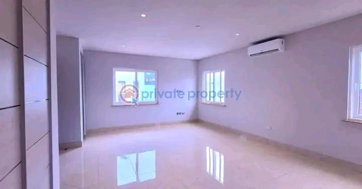 4 bedroom Townhouse For Rent East Airport Airport Residential Area Accra - 3