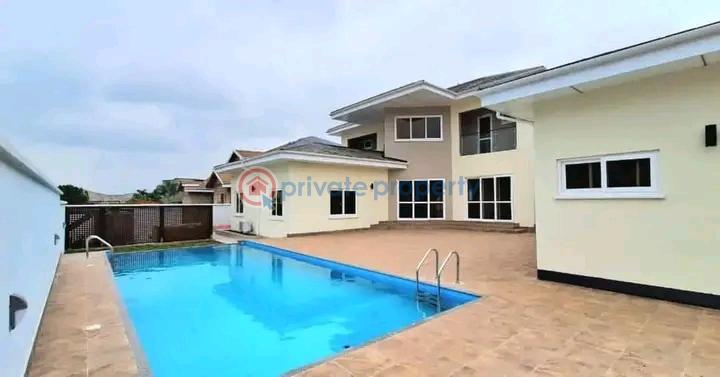 4 bedroom Townhouse For Rent East Airport Airport Residential Area Accra - 0