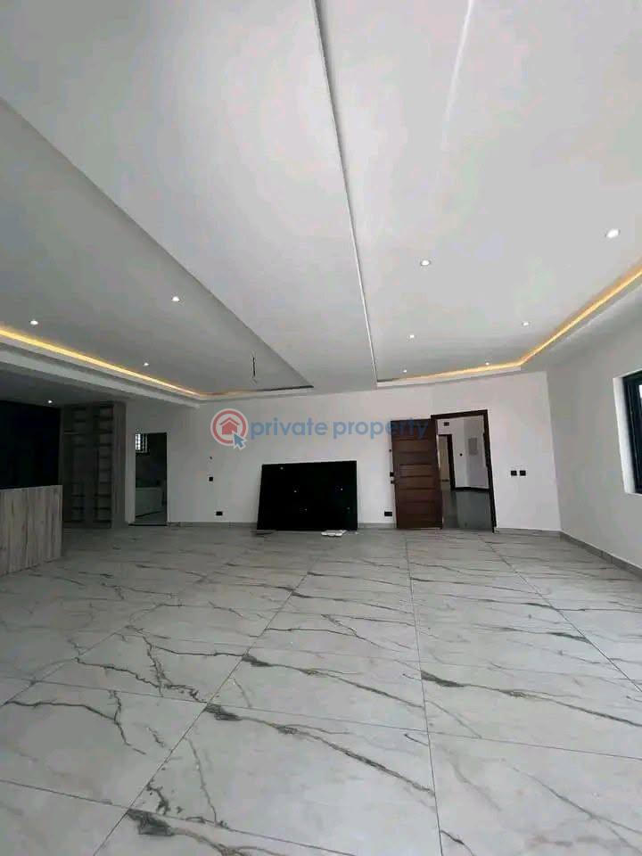 7 bedroom House For Sale Trasacco East Legon Accra - 11