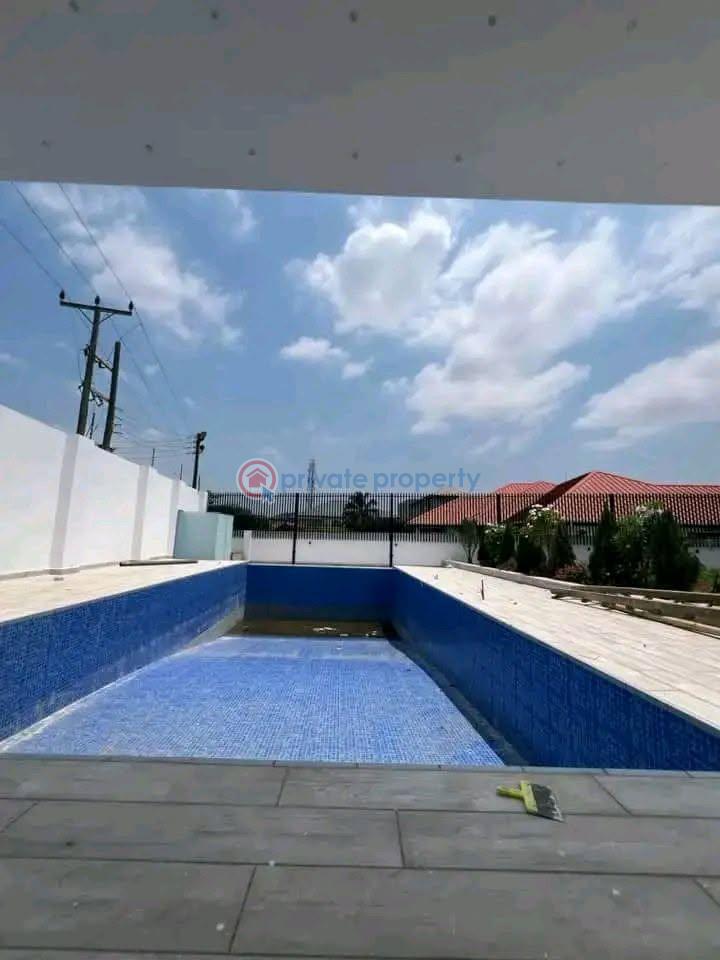7 bedroom House For Sale Trasacco East Legon Accra - 8