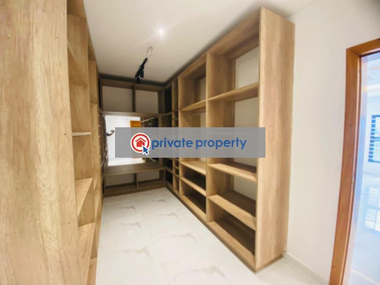 5 bedroom Detached Duplex For Sale &nbsp;lakeside Estate Adenta Municipal Accra - 20