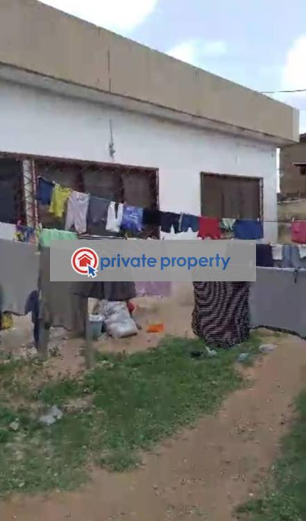 5 bedroom Detached Bungalow For Sale &nbsp;odorkor Official Town Accra Metropolitan  - 1