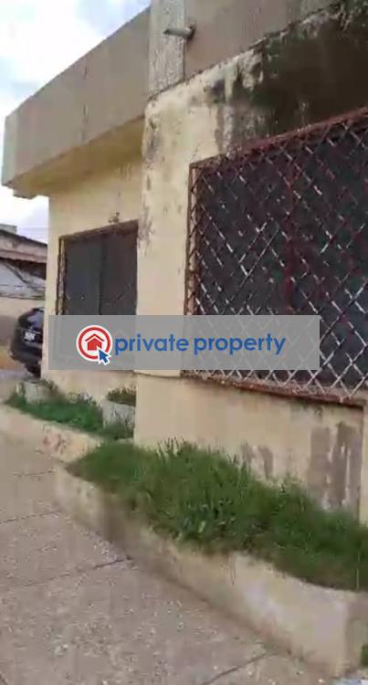 5 bedroom Detached Bungalow For Sale &nbsp;odorkor Official Town Accra Metropolitan  - 2