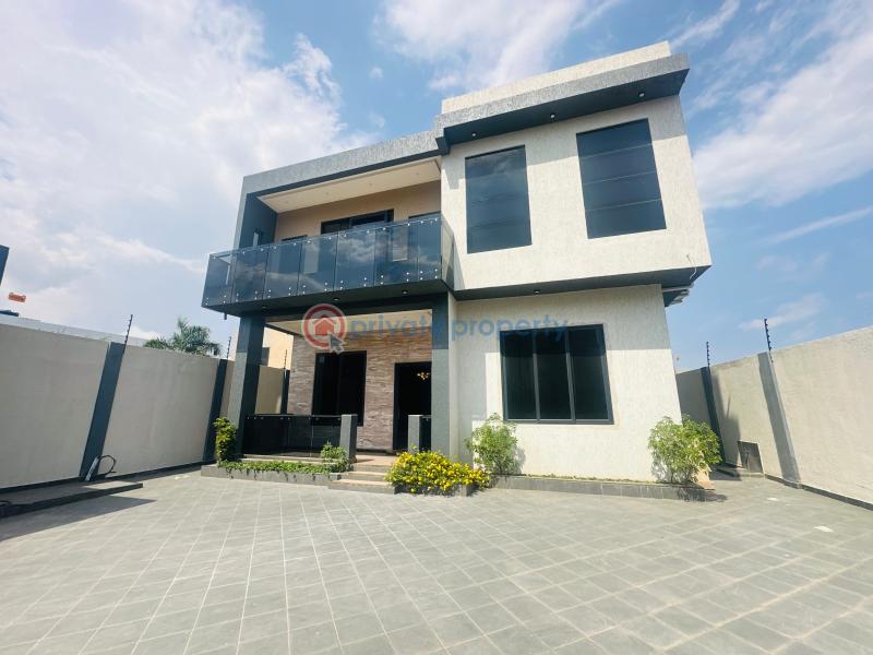 5 bedroom House For Sale East Airport Airport Residential Area Accra - 3