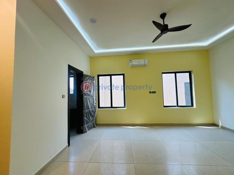 5 bedroom House For Sale East Airport Airport Residential Area Accra - 18