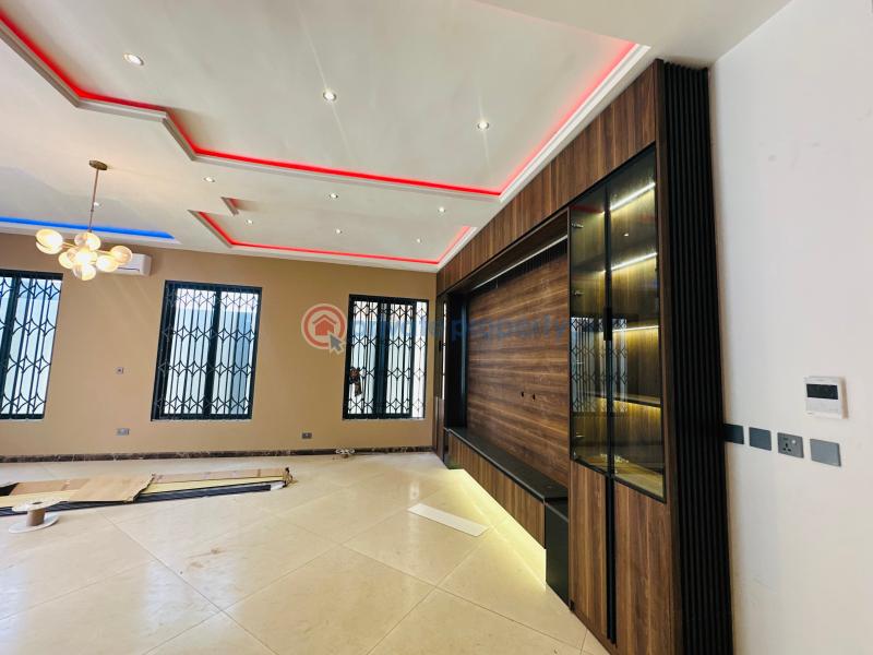 5 bedroom House For Sale East Airport Airport Residential Area Accra - 9