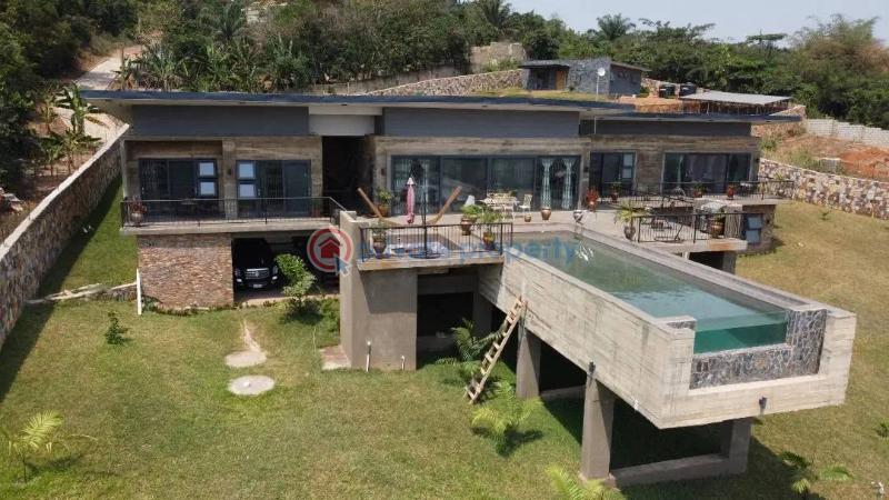 5 bedroom Detached Duplex For Sale Aburi Mountains Akuapim North Eastern Region - 1