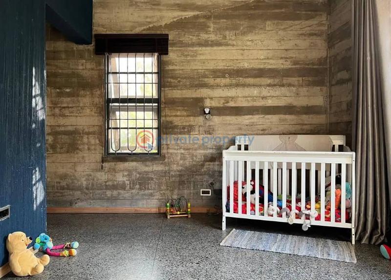 5 bedroom Detached Duplex For Sale Aburi Mountains Akuapim North Eastern Region - 6