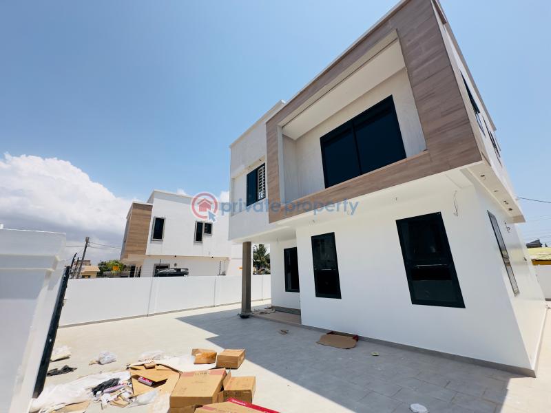 3 bedroom House For Sale Community 18 Baatsonaa Spintex Accra - 2