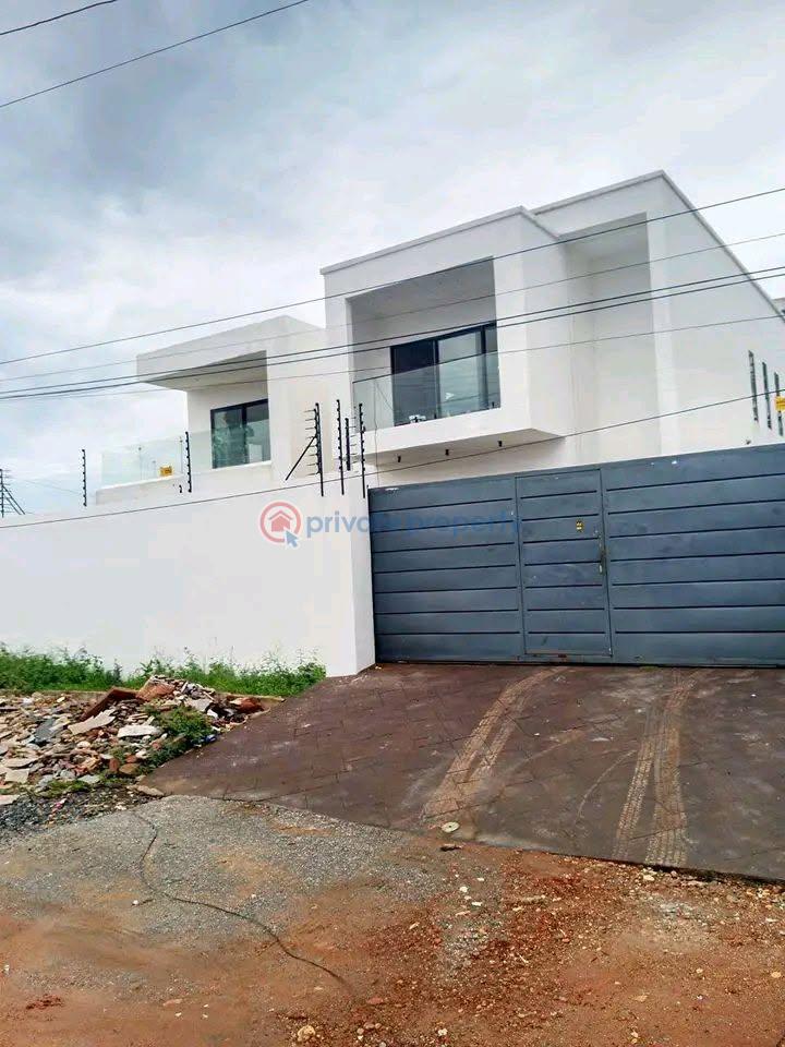 3 bedroom House For Sale Ashaley Botwe Adenta Municipal Accra - 0