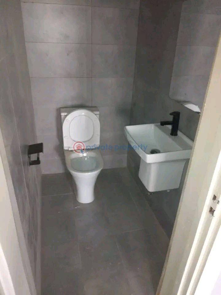 2 bedroom Apartment For Rent Dansoman Accra - 6