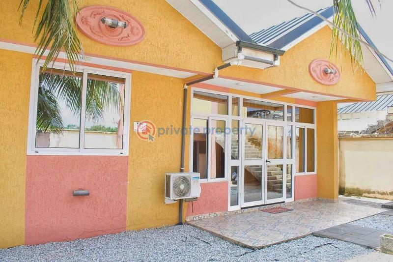 2 bedroom Semi detached Duplex Short let Cape Coast Jukwa Road, Behind Waec Building Cape Coast Metropolitan Central Region - 5