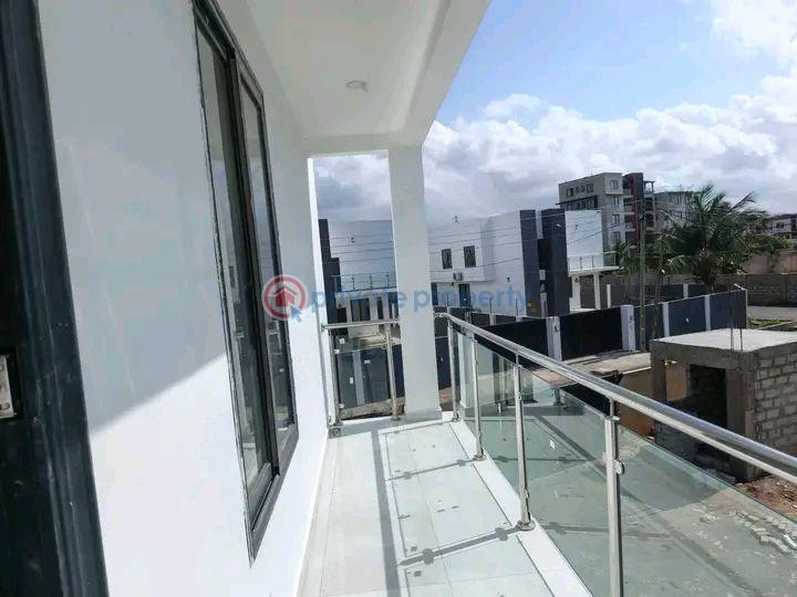 3 bedroom House For Sale Burma Hill Tse Addo Accra - 9
