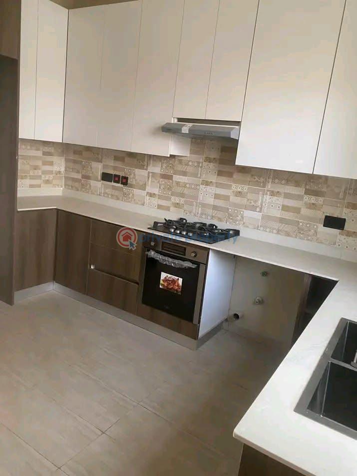 3 bedroom Townhouse For Sale Spintex Accra - 2