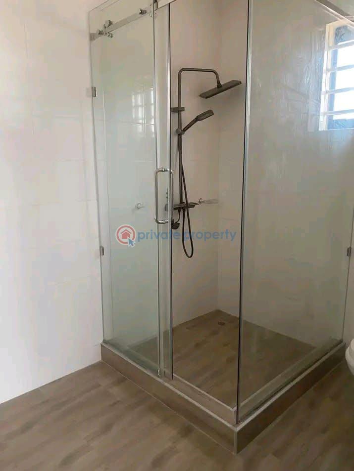 3 bedroom Townhouse For Sale Spintex Accra - 8