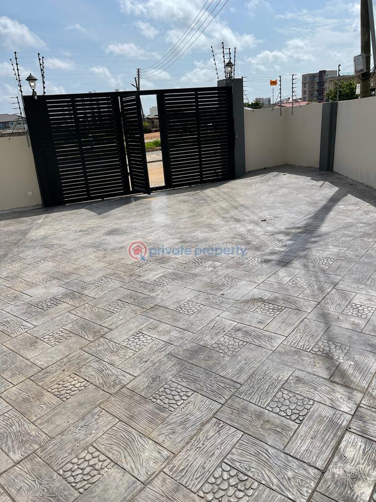 3 bedroom House For Rent East Airport Airport Residential Area Accra - 9