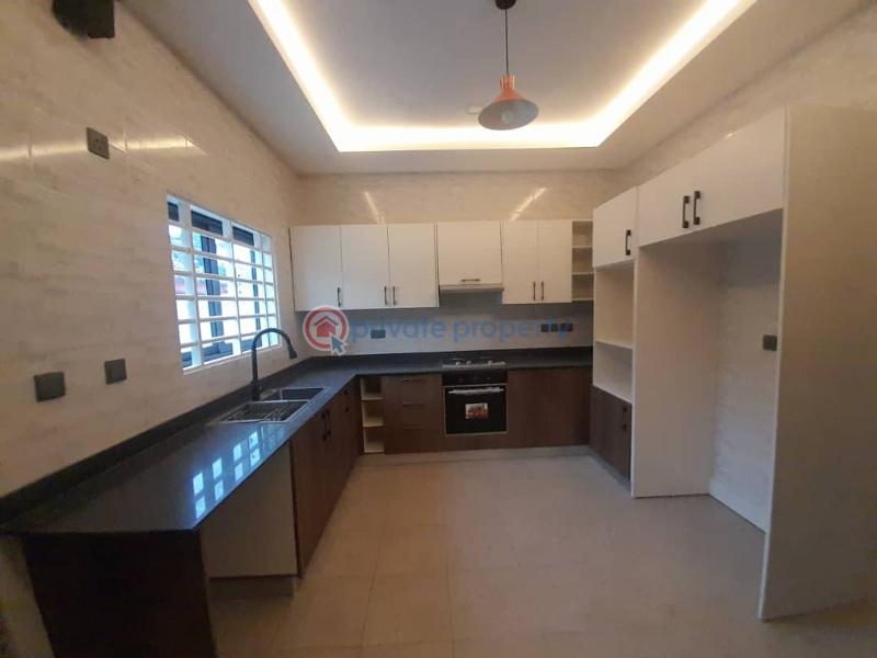 3 bedroom House For Sale Spintex Main Kfc Junct Road Baatsonaa Spintex Accra - 3