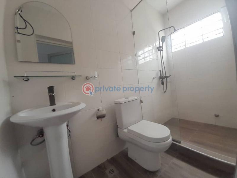 3 bedroom House For Sale Spintex Main Kfc Junct Road Baatsonaa Spintex Accra - 11