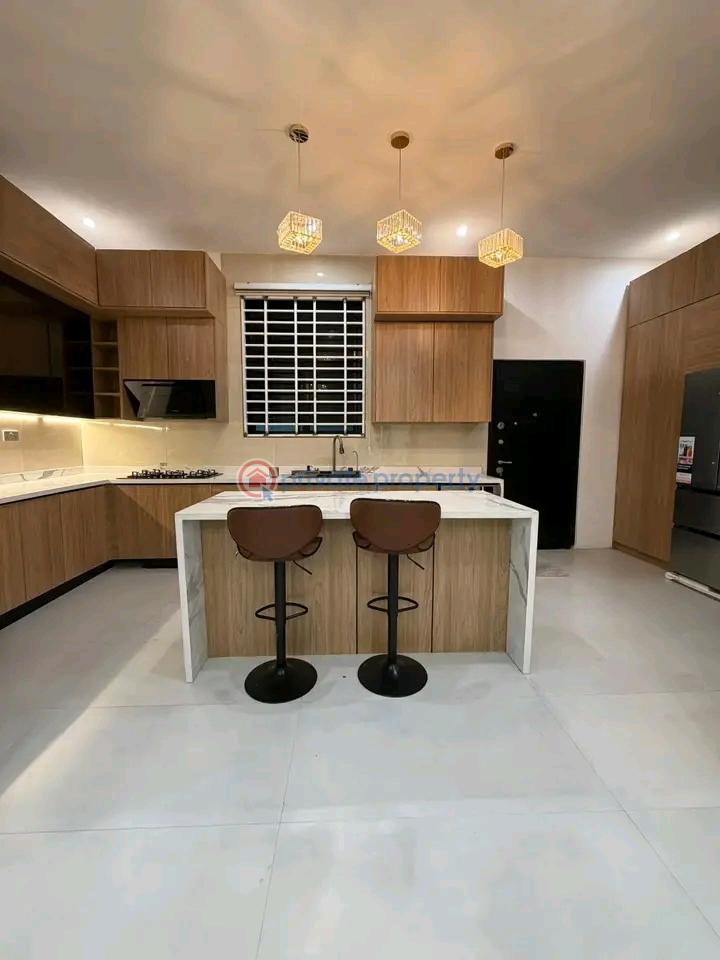 3 bedroom House For Sale Sakumono Spintex Accra - 8