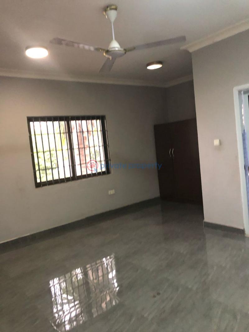 3 bedroom House For Sale Bushroad Rasta- Bush Road Tse Addo Accra - 9