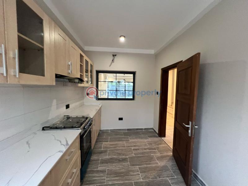 4 bedroom House For Sale Comm.6 Tema Accra - 9