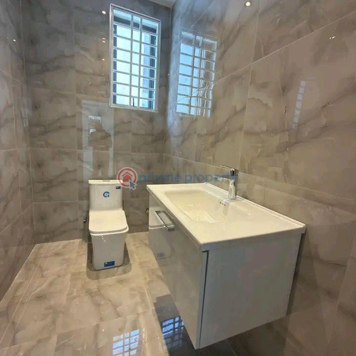 4 bedroom House For Sale Ashaley Botwe Adenta Municipal Accra - 3