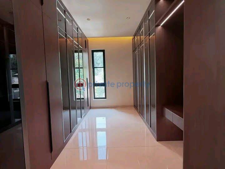 4 bedroom Townhouse For Rent Cantonments Accra - 9