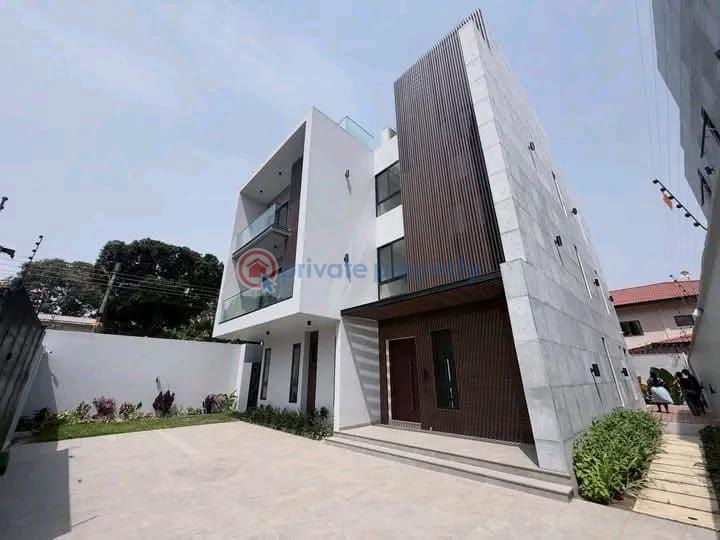 4 bedroom Townhouse For Rent Cantonments Accra - 0