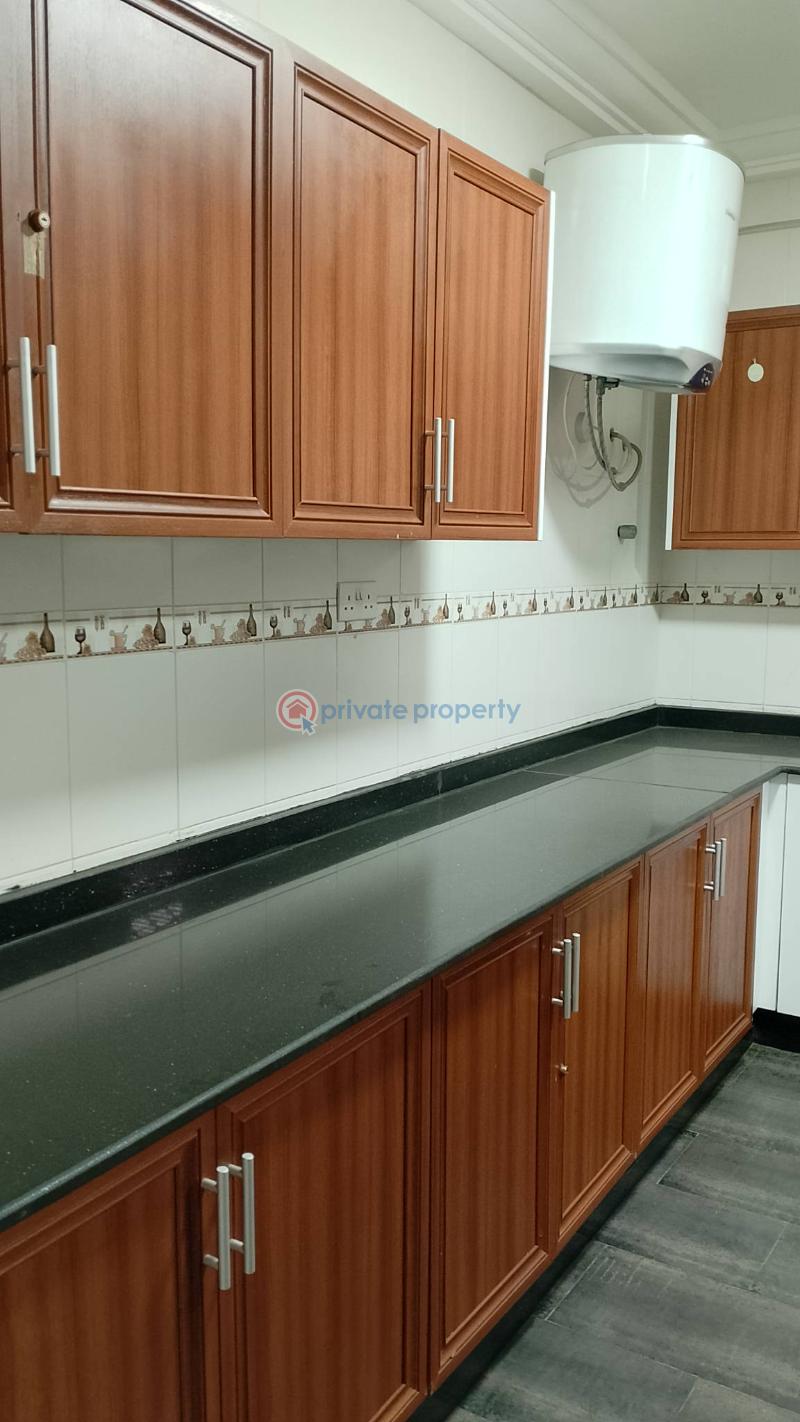4 bedroom Detached Duplex For Rent East Airport Accra Ghana. East Airport Airport Residential Area Accra - 1