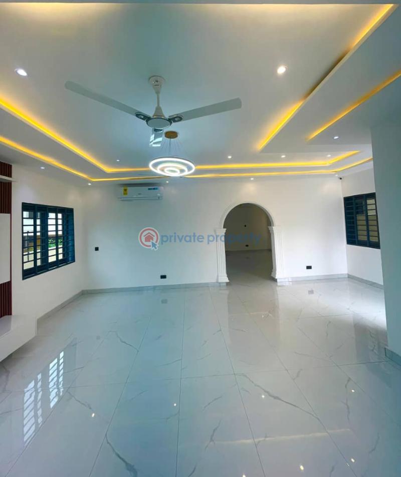 4 bedroom Detached Duplex For Sale Ashley Botwe Accra Ghana. Ashaley Botwe Adenta Municipal Accra - 8