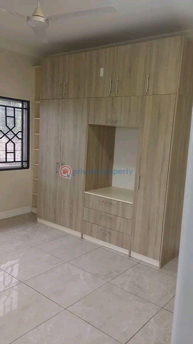 4 bedroom House For Rent North Labone Accra - 10