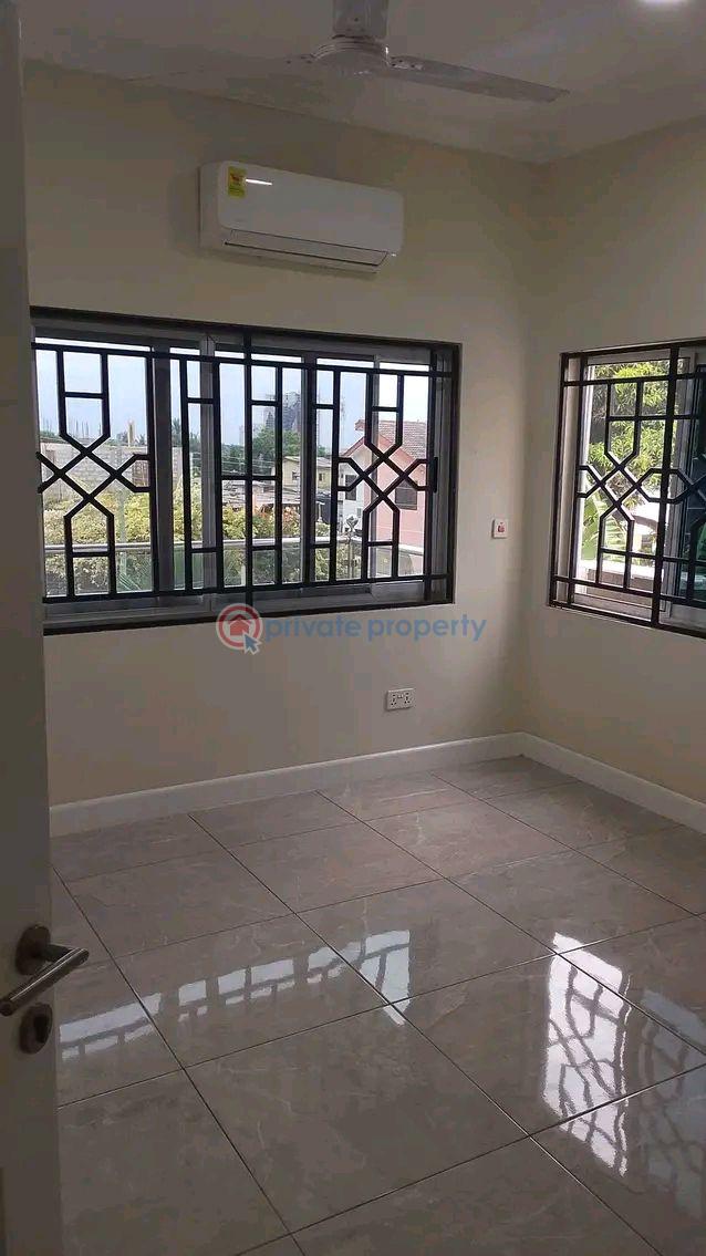 4 bedroom House For Rent North Labone Accra - 8