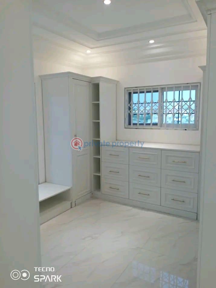 4 bedroom House For Rent East Legon Accra - 4