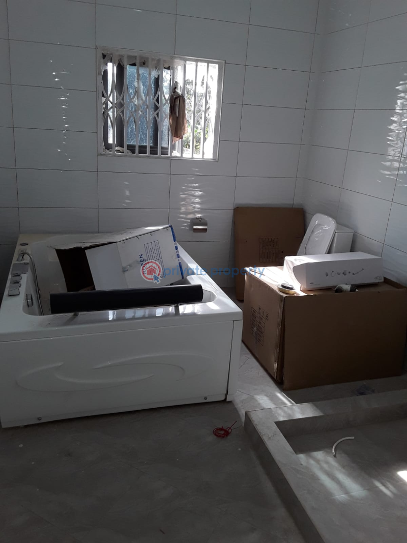 4 bedroom House For Sale Tantra Hills Achimota Accra - 4