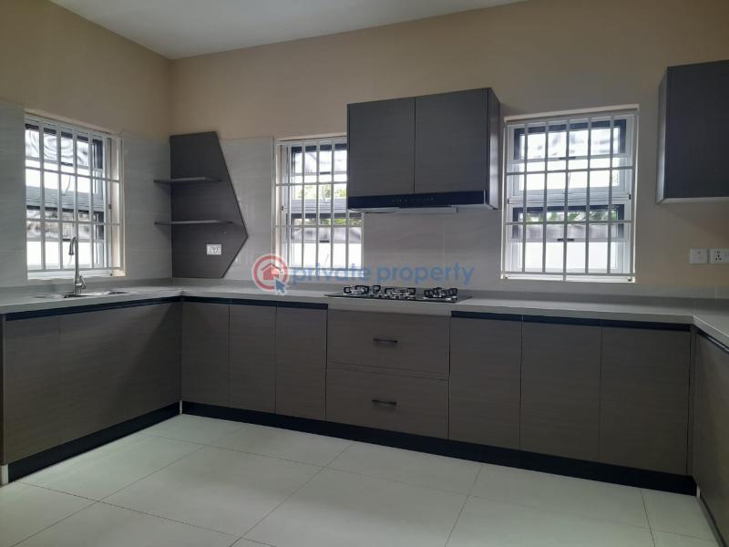 4 bedroom House For Sale Lakeside Estates. Adenta Municipal Accra - 8