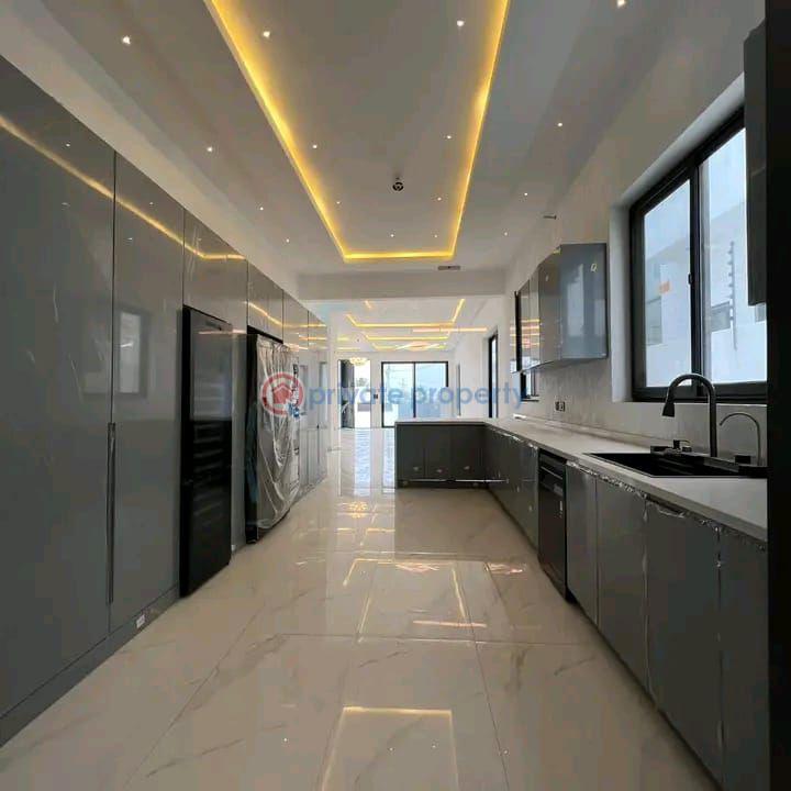 4 bedroom Townhouse For Sale East Legon Accra - 2