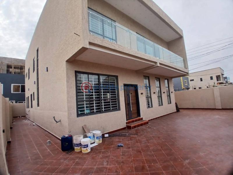 4 bedroom Townhouse For Sale Ogbojo East Legon Accra - 0