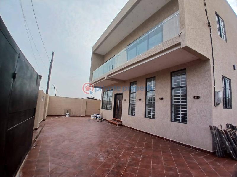 4 bedroom Townhouse For Sale Ogbojo East Legon Accra - 1