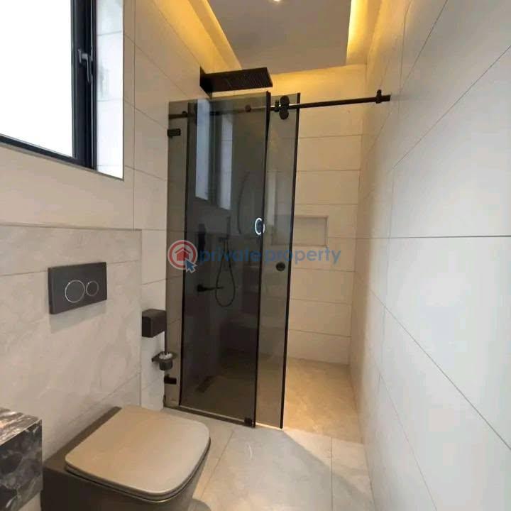4 bedroom Townhouse For Sale Ogbojo East Legon Accra - 10