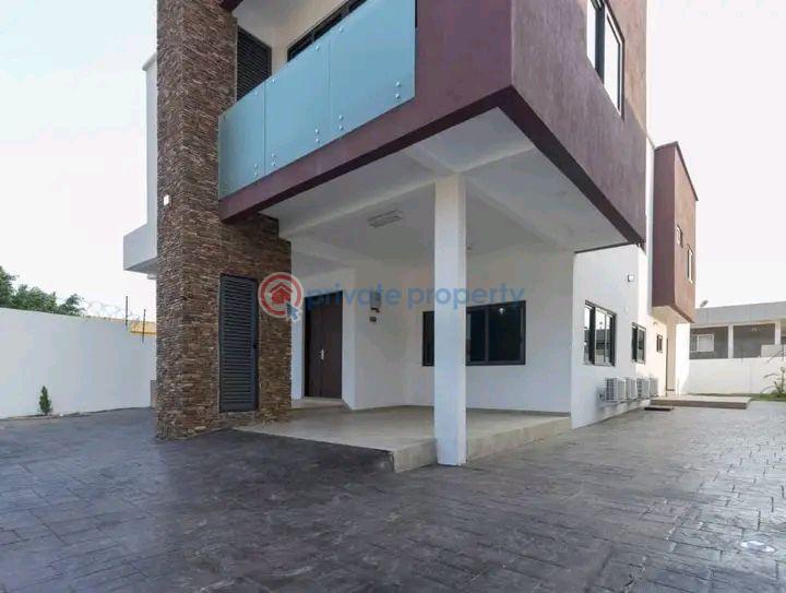 4 bedroom Townhouse For Rent Abelemkpe Accra - 1