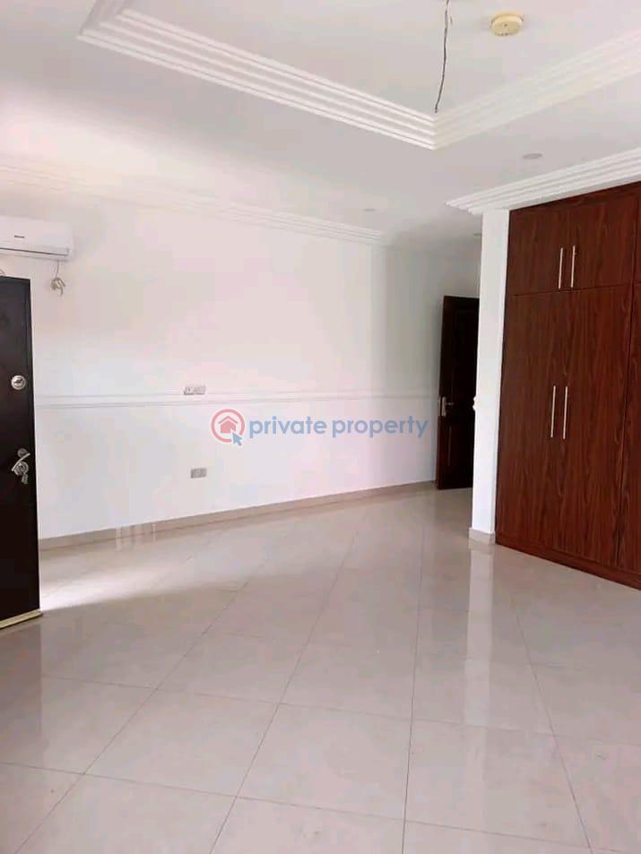 4 bedroom Townhouse For Rent Achimota Accra - 5