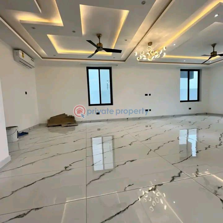4 bedroom Townhouse For Sale East Airport Airport Residential Area Accra - 3