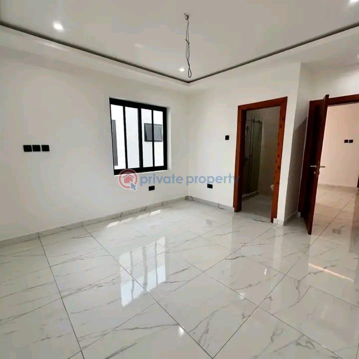 4 bedroom Townhouse For Sale East Airport Airport Residential Area Accra - 10