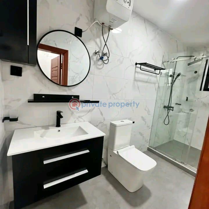 4 bedroom Townhouse For Sale East Airport Airport Residential Area Accra - 6