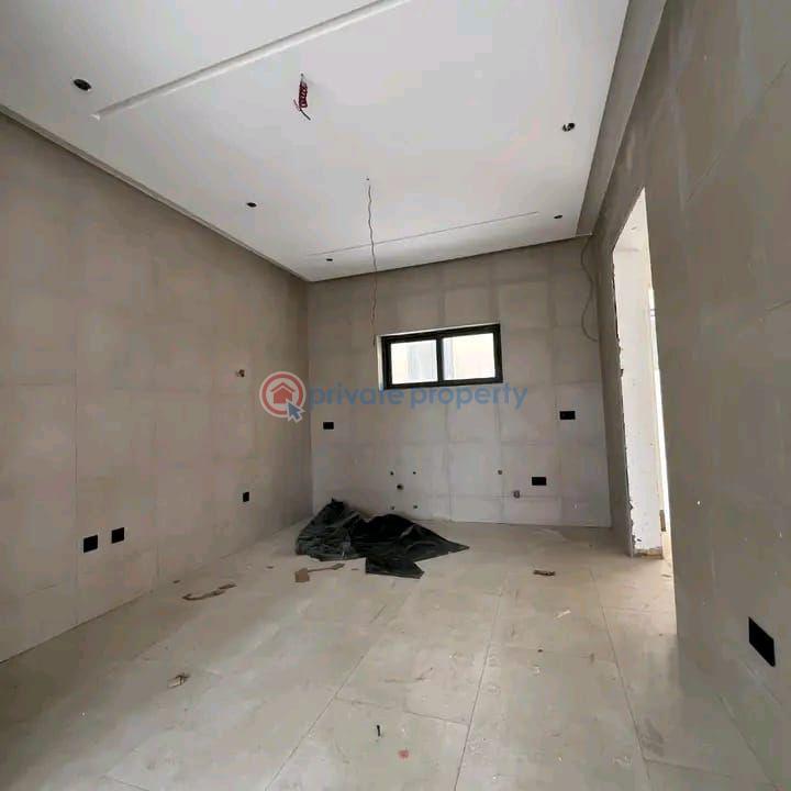 4 bedroom Townhouse For Sale Tse Addo Roundabout Accra - 4