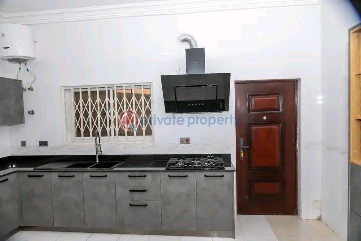 4 bedroom Townhouse For Rent Cantonments Accra - 6