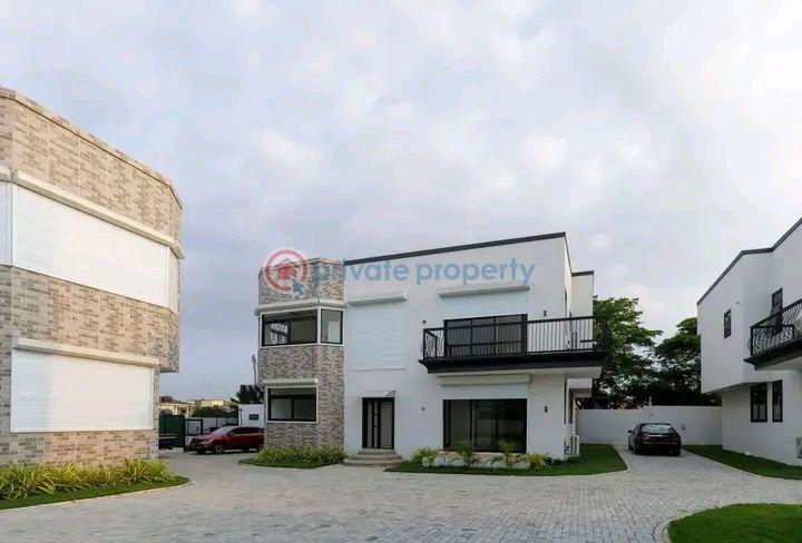 4 bedroom House For Rent East Legon Accra - 1