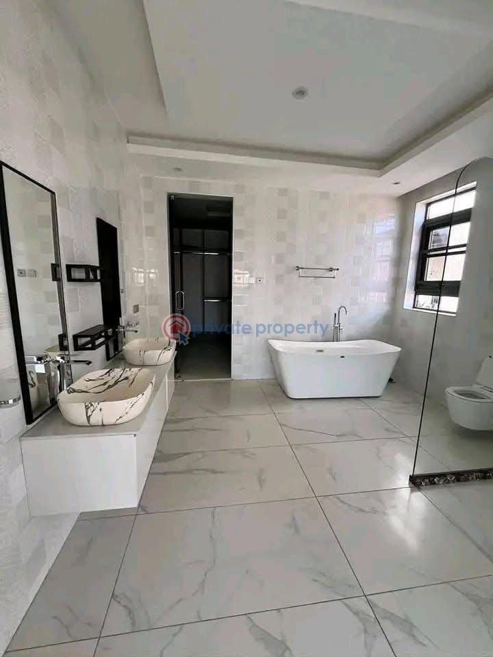 4 bedroom Townhouse For Sale East Legon Accra - 3